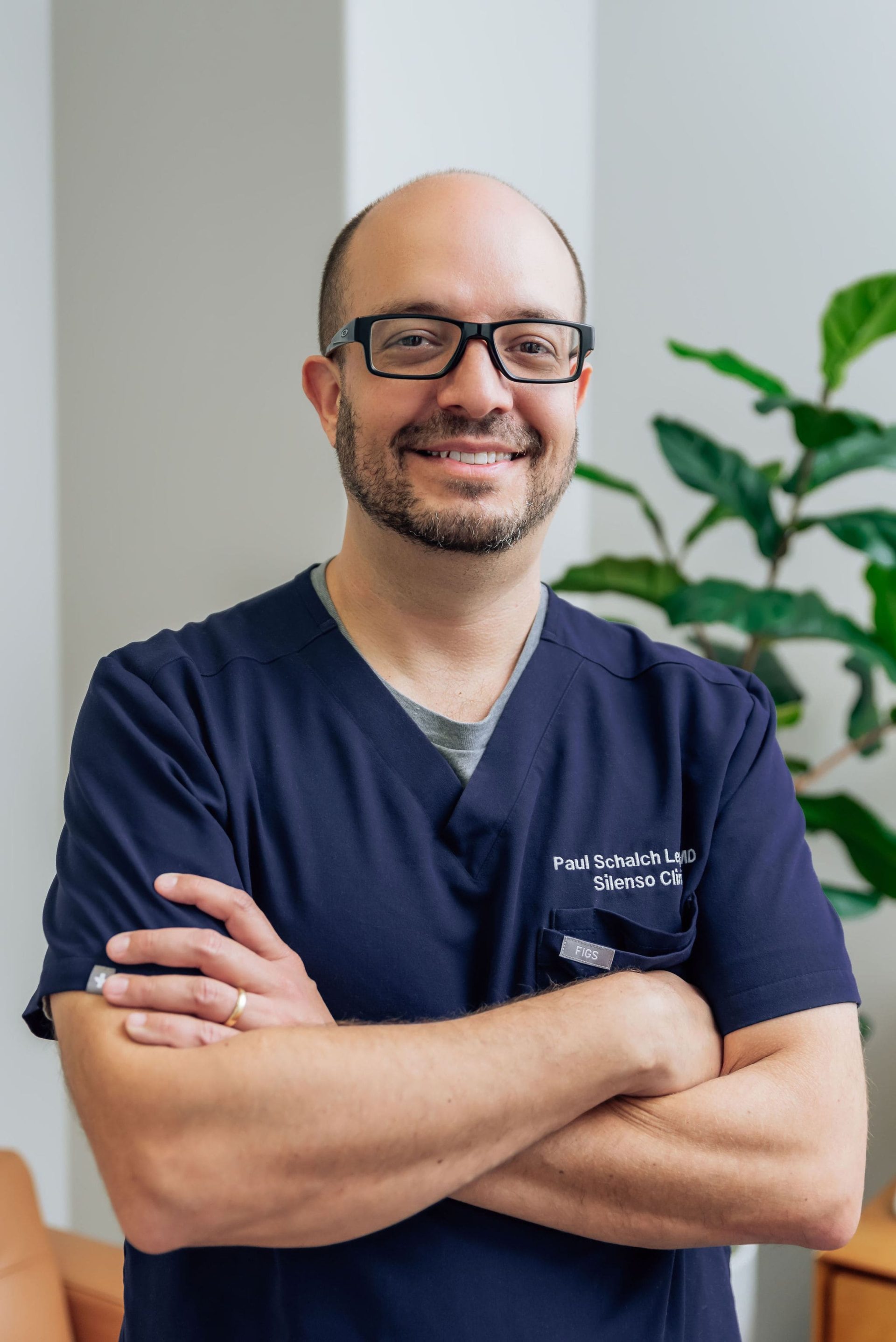 Silenso Clinic: Paul Schalch Lepe, MD, FACS